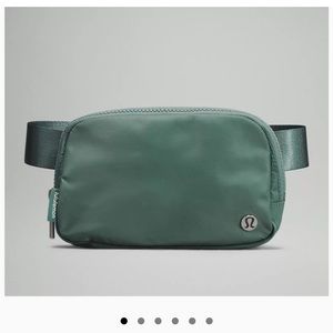 Lululemon everywhere belt bag Tidewater Teal 1L